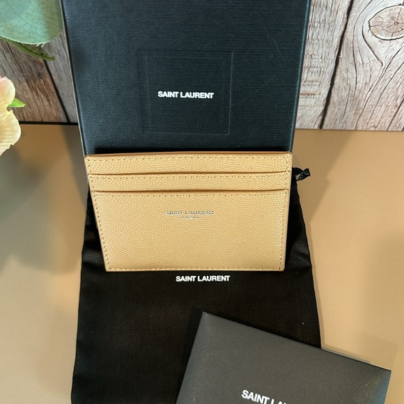 NEW SAINT LAURENT PARIS LEATHER GRAIN DE POUDRE TEAK COLOR CARD CASE HOLDER - Picture 3 of 11